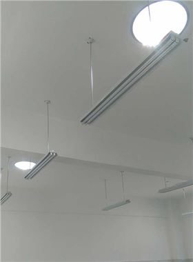 校园无电导光管采光照明效果 校园无电导光管采光照明效果