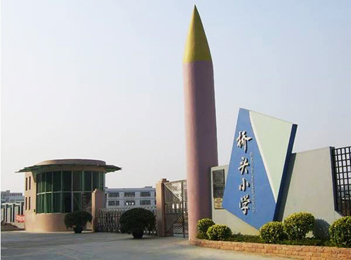 深圳桥头小学无电照明应用 深圳桥头小学无电照明应用